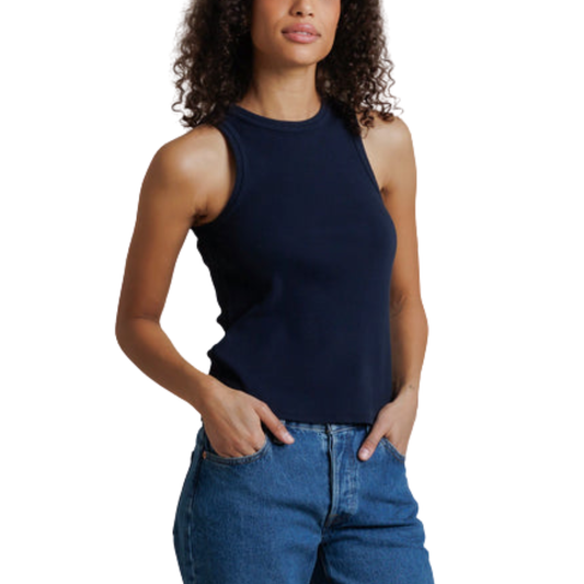 daphne tank