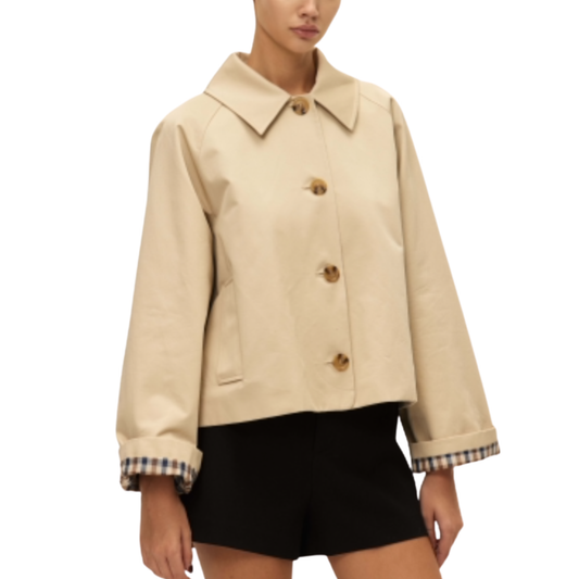 wynn trench coat
