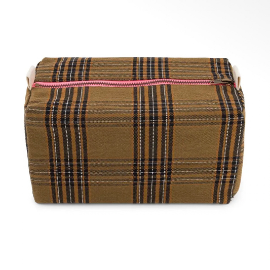 vic toiletry bag