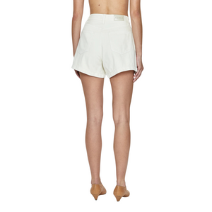 saige eggshell short