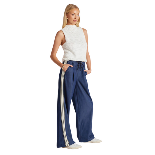 sporty track pant